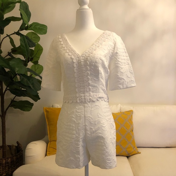 Lilly Pulitzer Zina Romper - Picture 2 of 6